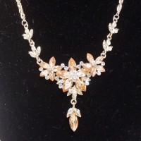 Goldtone Fashion Salmon Flower Necklace 50cm